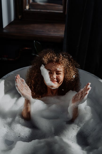 Proč online seznamování funguje lépe pro některé lidi a dělá seznamování opět zábavným